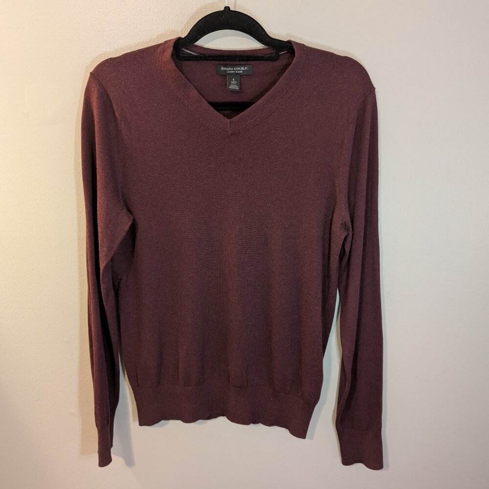 Men's Banana Republic Maroon V-Neck Sweater | Size Sm